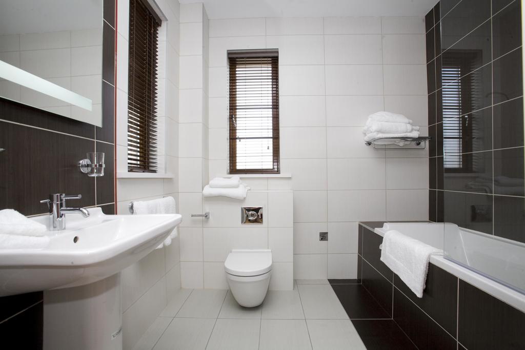 Waterford Castle Hotel Lodges Екстериор снимка
